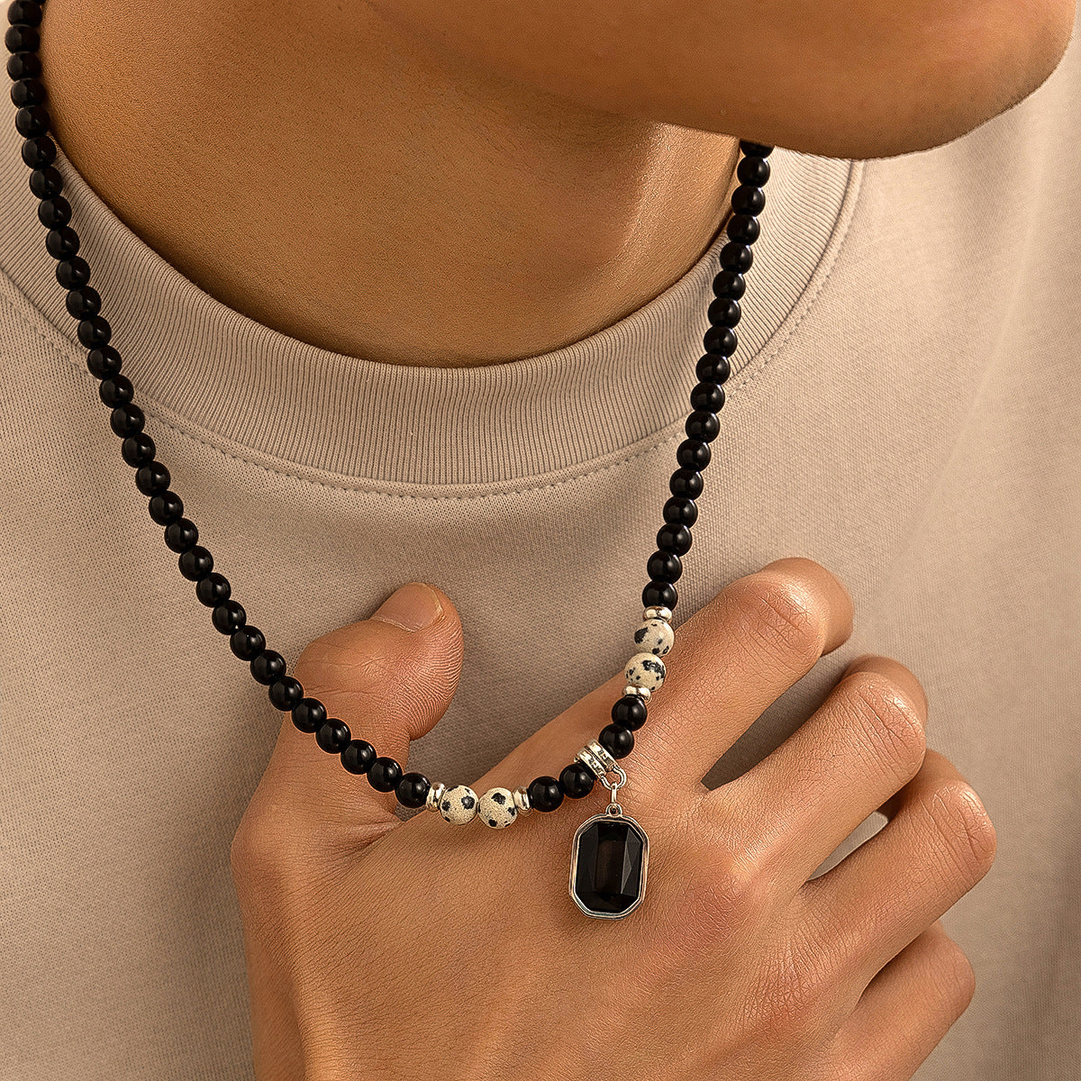 Wholesale men's tiger stone beaded necklace clavicle chain